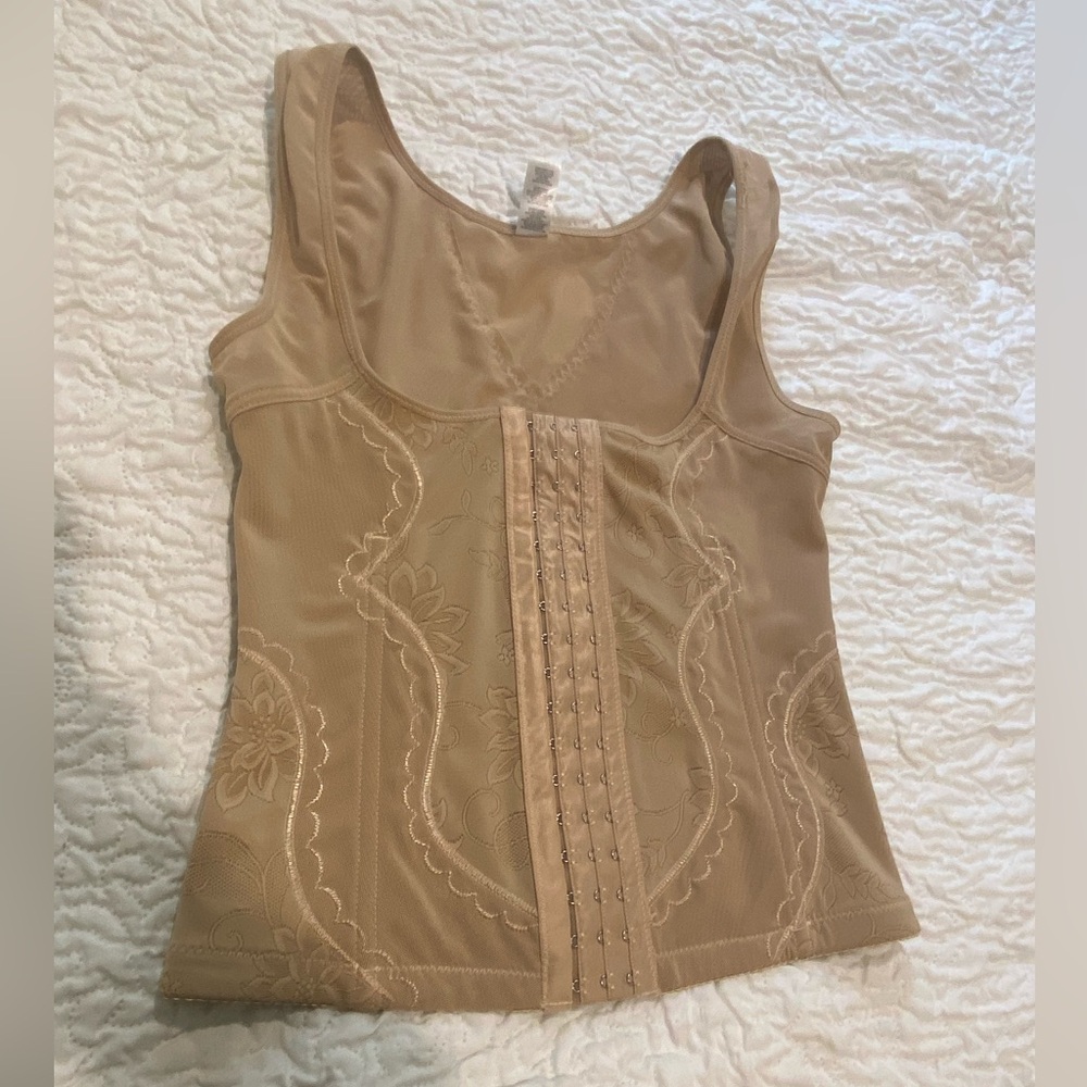 Kathy Ireland Nude Corsette Shapewear